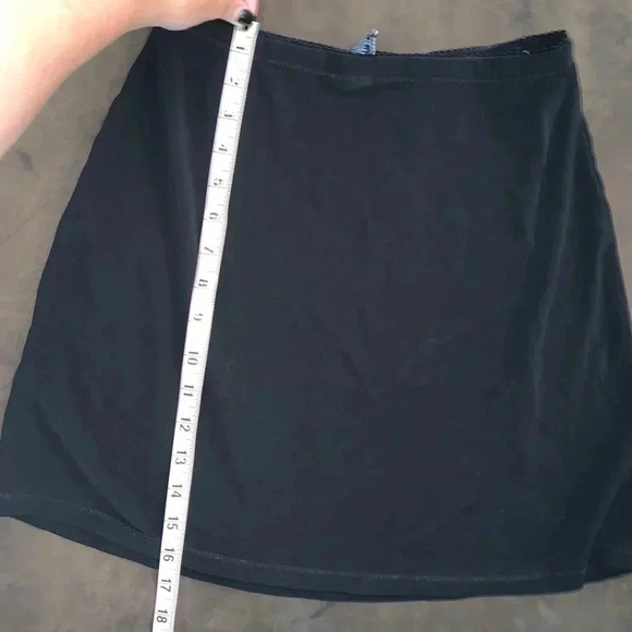 🌟GAP Skirt🌟 - Picture 3 of 3